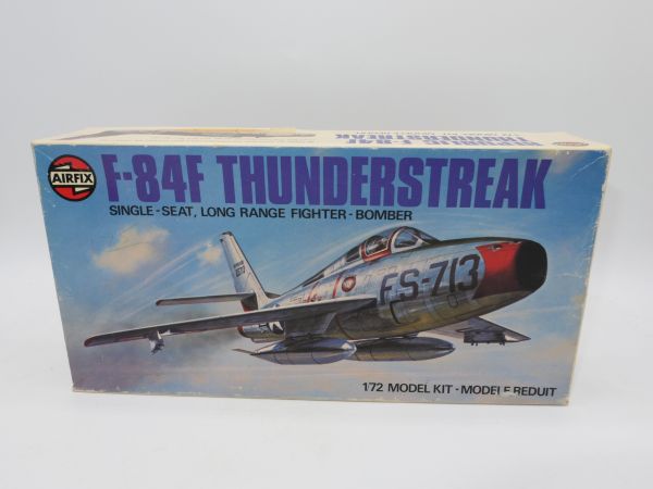 Airfix Republic F-84 F Thunderstreak, No. 3022-9 - orig. packaging, on cast
