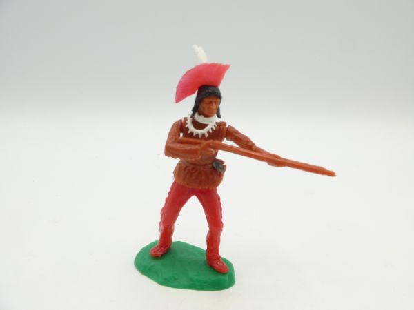 Elastolin 5,4 cm Iroquois standing, firing rifle + knife