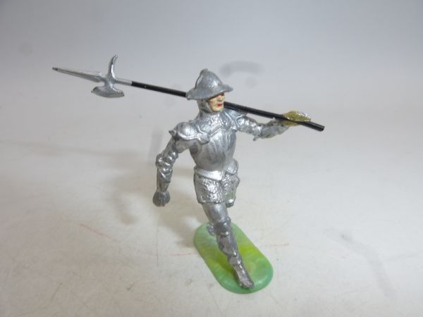Elastolin 4 cm Knight walking, No. 8938 - early figure on base of nacre