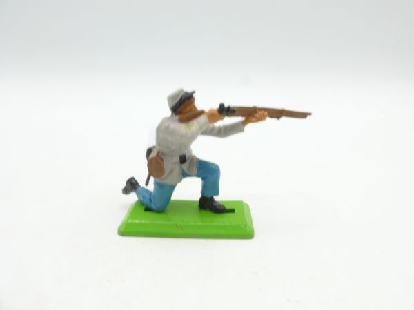 Britains Deetail Southerner kneeling and shooting (fixed arm)