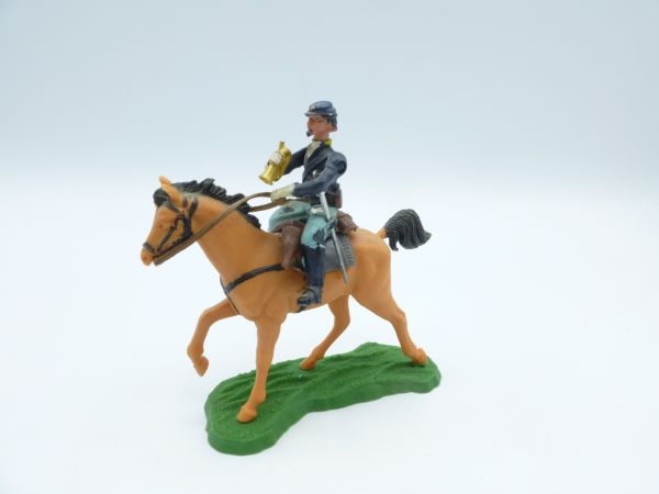 Britains Swoppets Union Army soldier riding with trumpet - used
