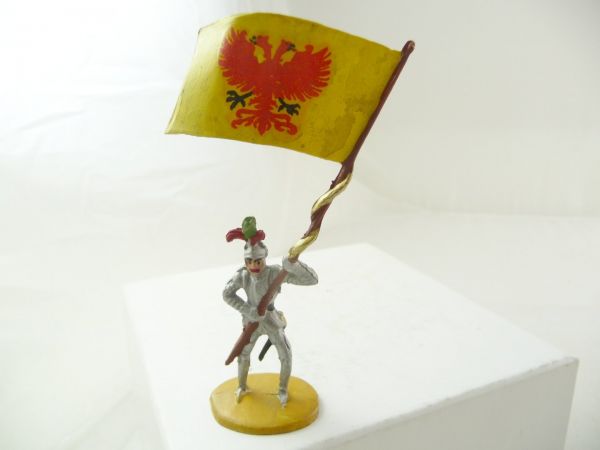 Merten 4 cm Knight with flag going ahead, No. 356
