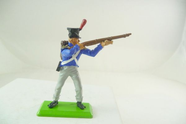 Britains Deetail Waterloo; French soldier standing firing (movable arm)