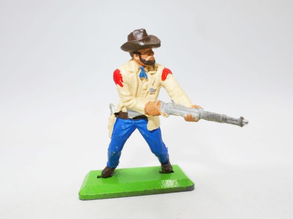 Britains Deetail Cowboy shooting from the hip, beige jacket