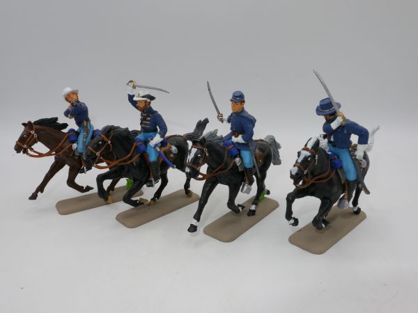 Set of Northern horsemen, 4 figures (54 mm size)