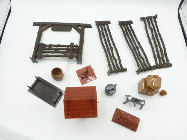 MARX 15-piece accessory set for 54 mm series