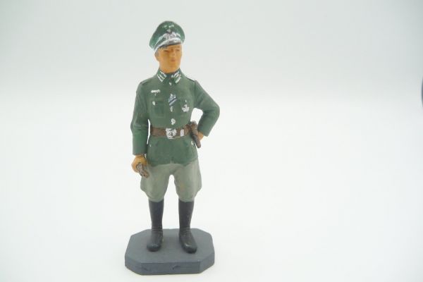Umbau 7 cm Wüsolin Figur, Offizier mit Handschuhen