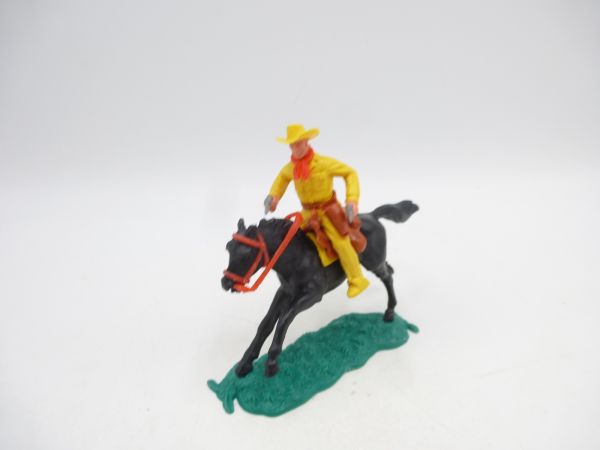 Timpo Toys Cowboy 2nd version riding with 2 pistols - great combination