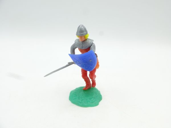 Elastolin 5,4 cm Norman advancing with sword + shield