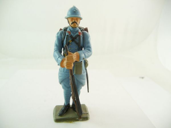 Starlux French soldier with rifle put down in front of body