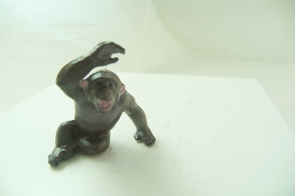 Reisler Schimpansenjunges sitzend, Arm hoch - tolle Figur