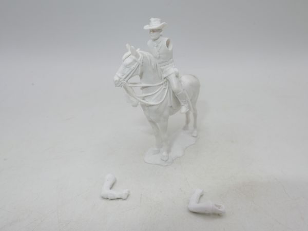 Elastolin 4 cm (blank) Mountie / Canadian on horseback, No. 6932