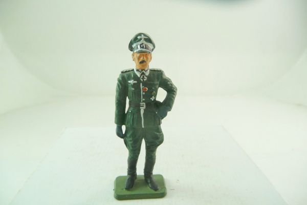 Starlux German Wehrmacht; officer / general