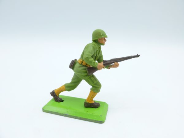 Britains Deetail American 1st version storming with rifle