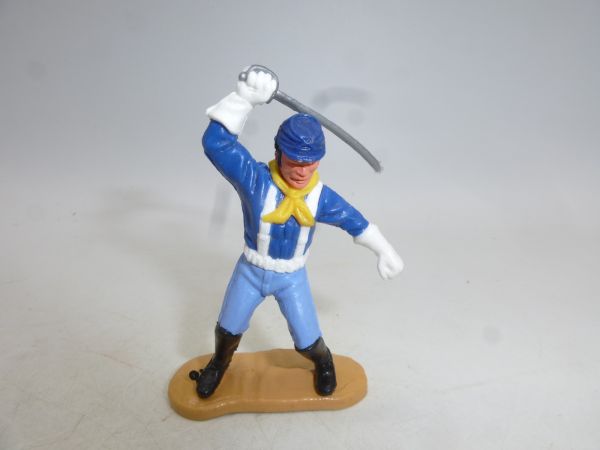 Timpo Toys Nordstaatler 4. Version, Soldat mit Säbel ausholend