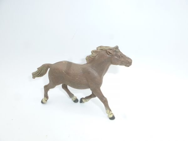 VEB Plaho Horse walking - great colour