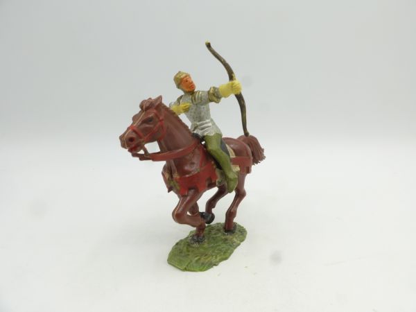 Starlux Knight riding, shooting bow - early figure
