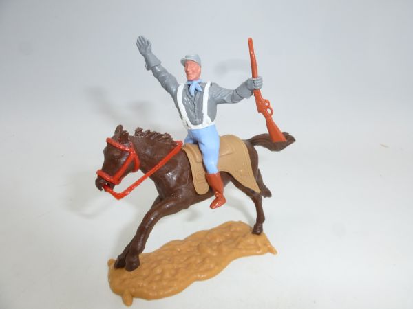 Timpo Toys Southerner 2nd version riding, rifle at side, arm up