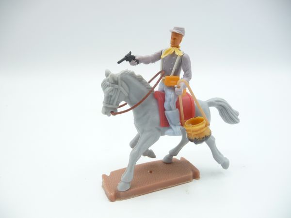 Plasty Confederate Army soldier riding with pistol + boiler