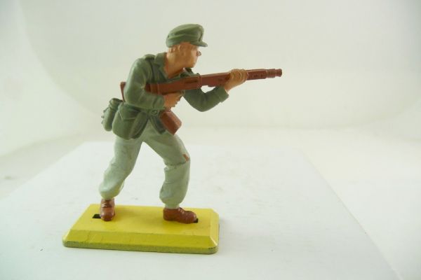 Britains Deetail Africa Corps; Soldier firing with rifle