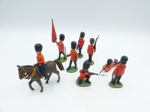 Britains Swoppets The Guards: 8 different figures