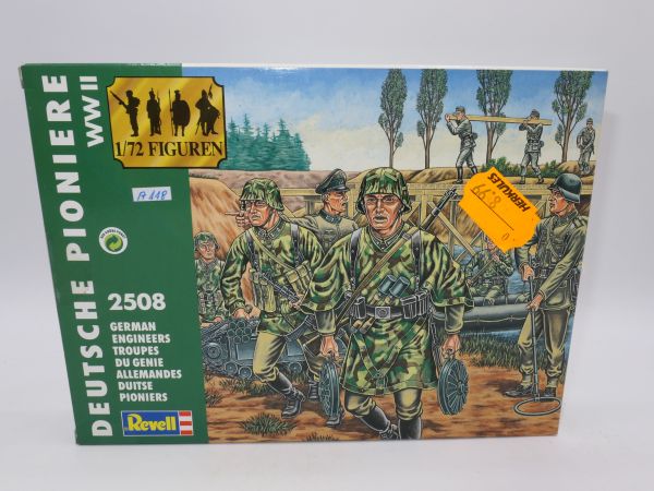 Revell 1:72 German Pioneers, No. 2508 - on cast, box with traces of storage