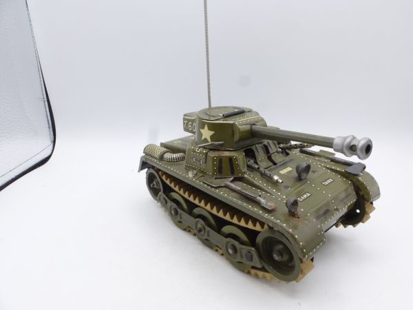 Gama Tank T60 (length approx. 20 cm) incl. key