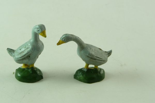 Starlux Geese couple - early version - good condition