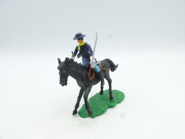 Elastolin 5,4 cm Northerner riding with pistol + sabre - rare horse