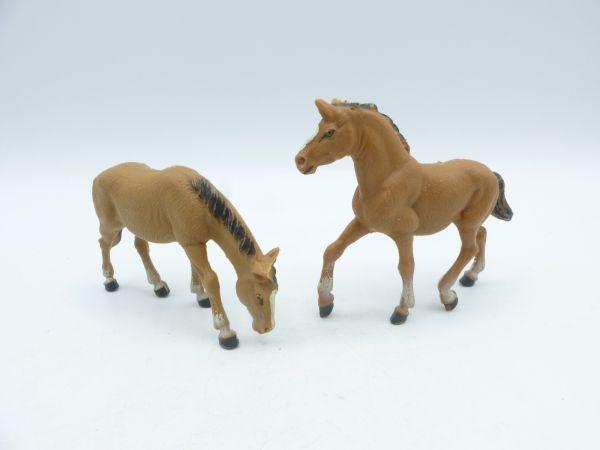 VEB Plaho 2 horses, light brown
