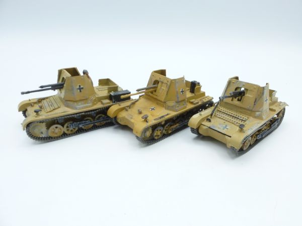 3 Tanks (1:87 / 1:100) - collector's painting