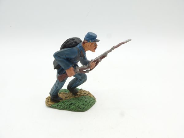 Conte 1:32 ACW Union Infantry, Soldat mit Bajonett vorgehend