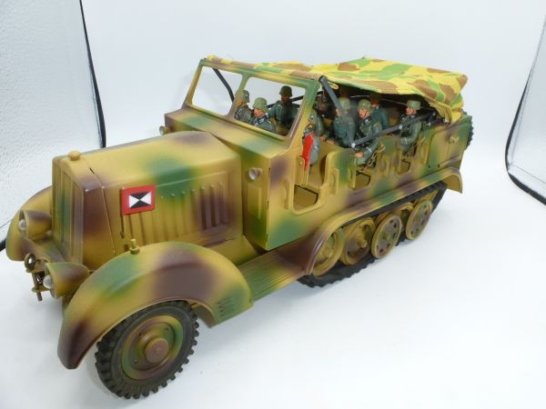 Lineol Duscha Sd Kfz half-track with 11 figures of 7 cm size