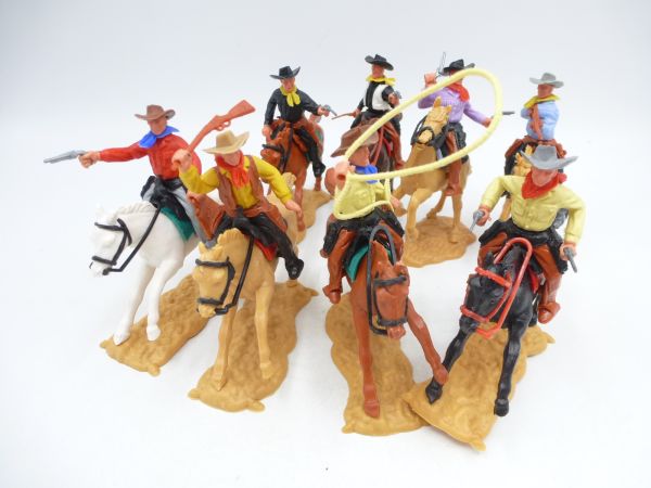 Timpo Toys Cowboys 2nd version riding (8 figures) - complete set