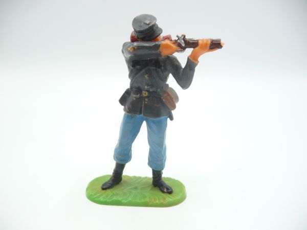 Elastolin 7 cm (damaged) Union Army Soldier firing standing - rifle broken off