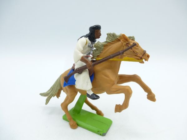 Britains Deetail Arab riding (white), rifle sideways