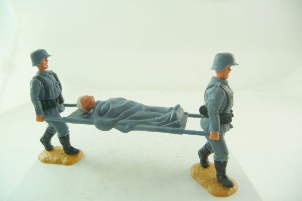 Timpo Toys German, paramedic with stretcher + wounded, 1st version