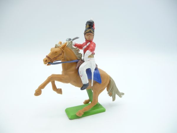 Britains Deetail Waterloo soldier, Englishman defending with sabre