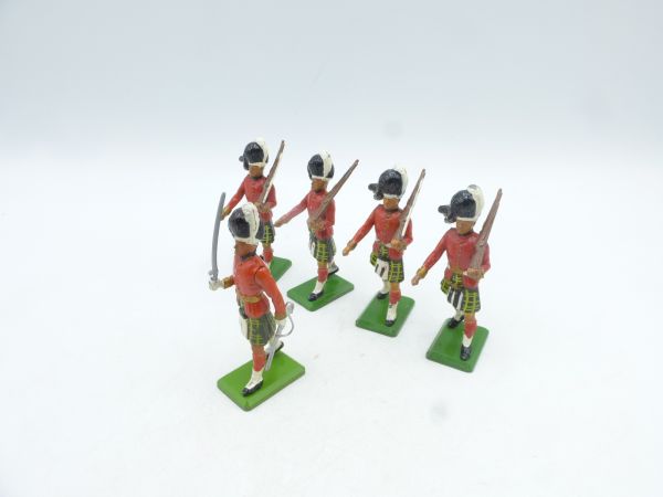 Britains Group of Highlanders (5 figures) - used