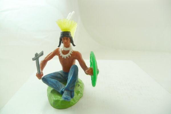 Elastolin 7 cm Irokese sitzend mit Tomahawk + Schild