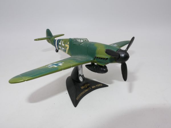 Maisto Messerschmitt Me 109 G mit Ständer, Länge 13 cm