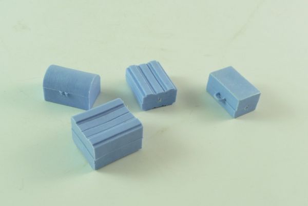 Timpo Toys 4 light-blue pieces of luggage without texture
