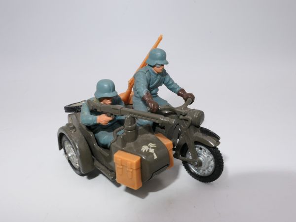 Britains Deetail German dispatch rider with sidecar