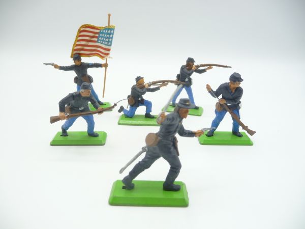 Britains Deetail Set of Union Army Soldier standing (6 figures)