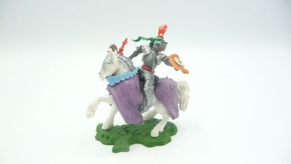 Britains Swoppets Knight on horseback with visor and battle axe sideways - great figure