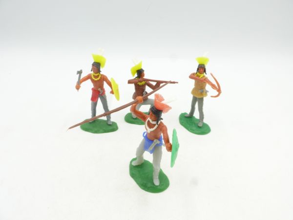 Elastolin 5,4 cm Group of Iroquois (4 figures), one with 2nd weapon in belt