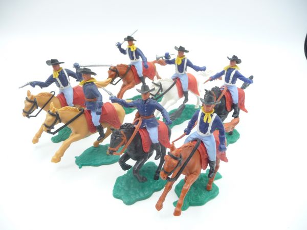 Timpo Toys Complete set of Union Army soldiers riding (7 figures)