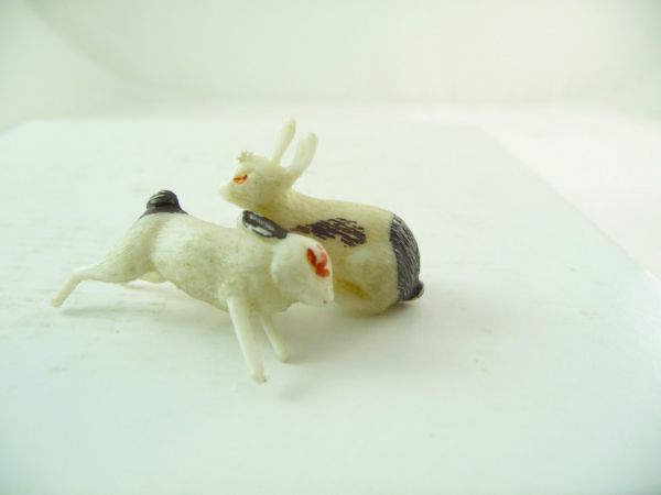 Britains 2 rabbits - jumping rabbit with little damage at left hind leg