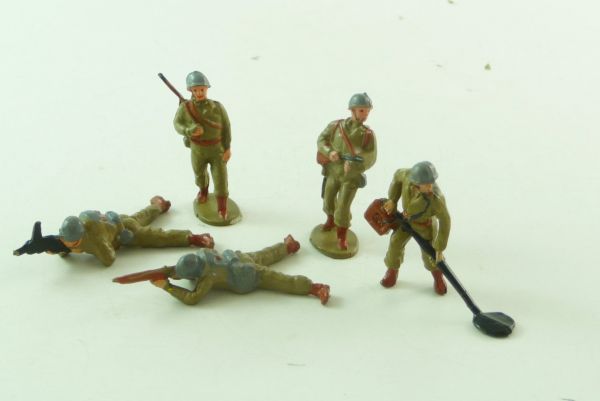 Reisler 5 figures, WW II soldiers 3,5 cm