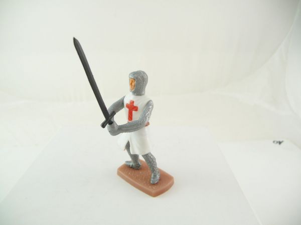 Plasty Crusader standing with sword
